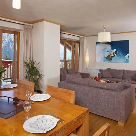 Cortina - 52 - Lumineux - 8 Pers Апартаменты Ле дез Альп